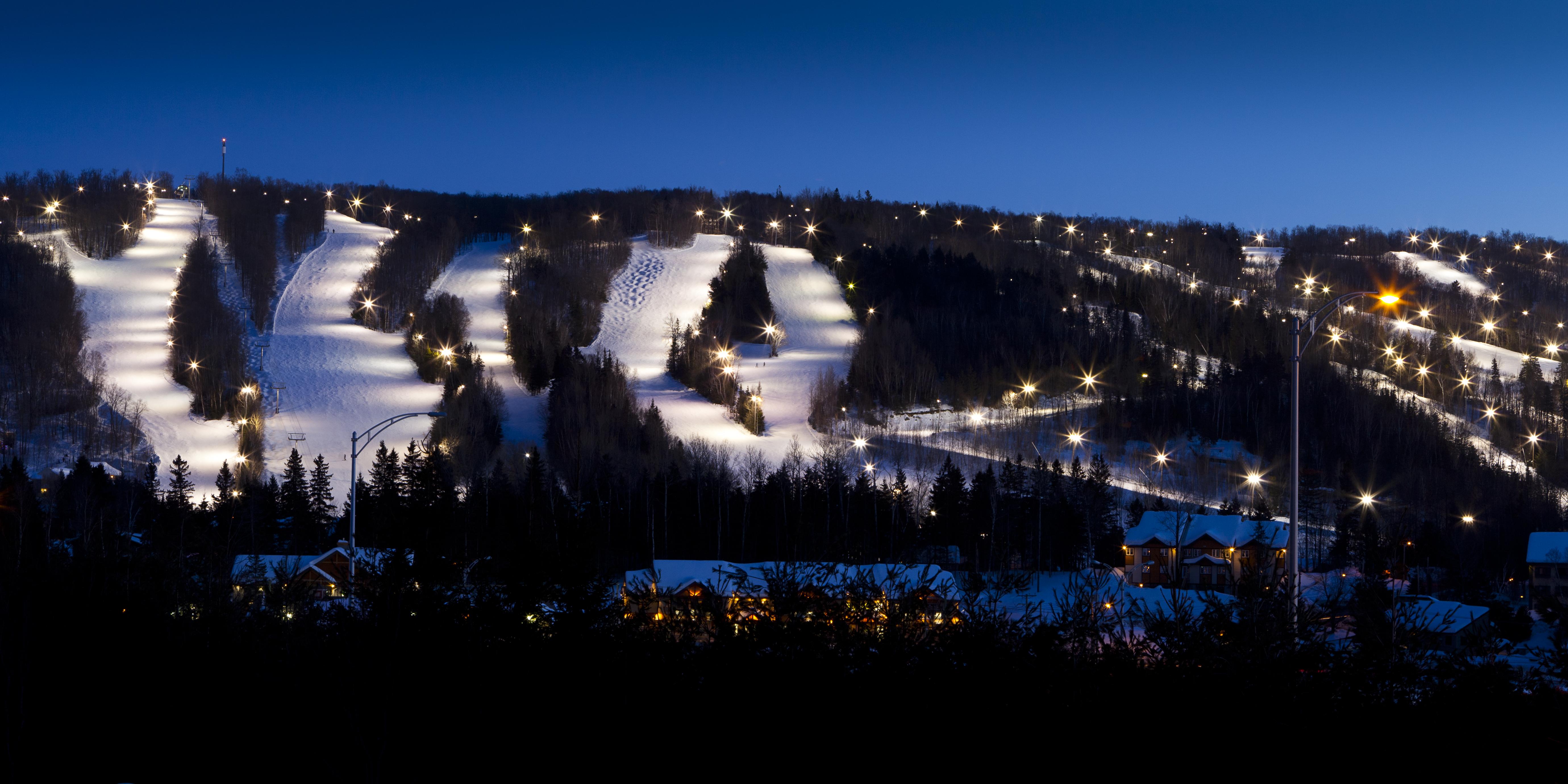 Hotel St-Sauveur Saint-Sauveur Экстерьер фото